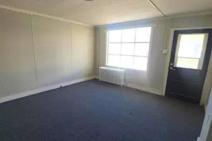 758 W Walnut St, Pottsville, PA 17901 - Photo 2