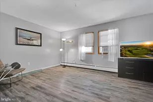 239 W Savory St, Pottsville, PA 17901 - Photo 14