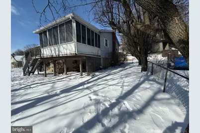 144 Pennsylvania Avenue, Shenandoah, PA 17976 - Photo 2