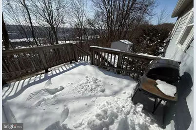 144 Pennsylvania Avenue, Shenandoah, PA 17976 - Photo 4