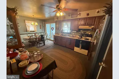 144 Pennsylvania Avenue, Shenandoah, PA 17976 - Photo 12
