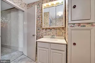 342 N 2nd St, Girardville, PA 17935 - Photo 18