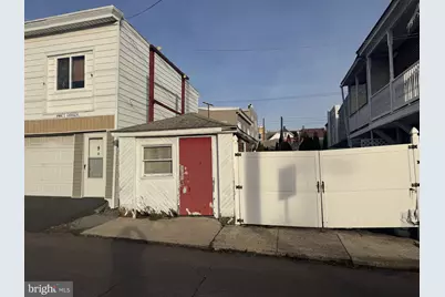 25 E Oak Street, Shenandoah, PA 17976 - Photo 20