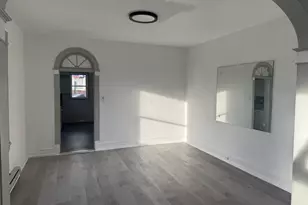 25 E Oak St, Shenandoah, PA 17976 - Photo 6