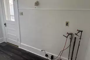 25 E Oak St, Shenandoah, PA 17976 - Photo 14