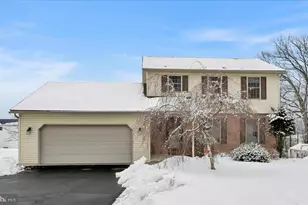 35 Jack and Jill Dr, Schuylkill Haven, PA 17972 - Photo 4