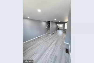 741 E Norwegian Street, Pottsville, PA 17901 - Photo 2