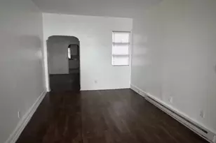 15 S White St, Shenandoah, PA 17976 - Photo 2