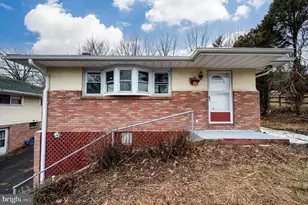 1938 High Park Manor, Pottsville, PA 17901 - Photo 1