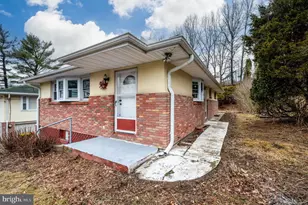 1938 High Park Manor, Pottsville, PA 17901 - Photo 4