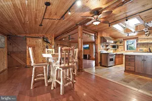 371 Green Tree Dr, Auburn, PA 17922 - Photo 16