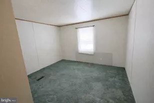 333 E Whiteface Circle, Zion Grove, PA 17985 - Photo 6