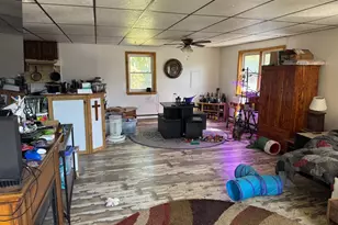 304 E Mahanoy Ave, Girardville, PA 17935 - Photo 6