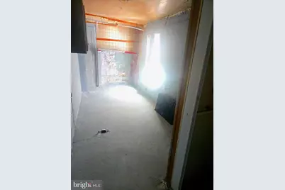 118 S 3rd Street, Pottsville, PA 17901 - Photo 2