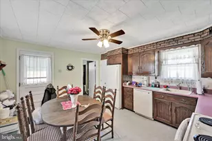 208 North St, Minersville, PA 17954 - Photo 16