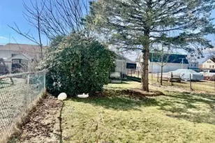 124 S Wylam St, Frackville, PA 17931 - Photo 6