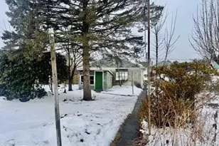 124 S Wylam St, Frackville, PA 17931 - Photo 8