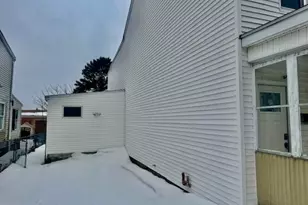 124 S Wylam St, Frackville, PA 17931 - Photo 6