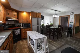 846 Bunting St, Pottsville, PA 17901 - Photo 10