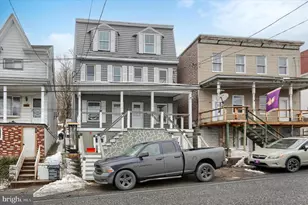 199 Market St, Cumbola, PA 17930 - Photo 2