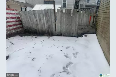 227 N Chestnut Street, Shenandoah, PA 17976 - Photo 2