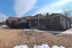 4 Linden Ct, Ashland, PA 17921 - Photo 1