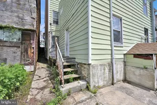 231 Valley St, New Philadelphia, PA 17959 - Photo 6