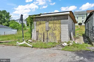 231 Valley St, New Philadelphia, PA 17959 - Photo 28