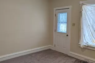 21 Park St, Pottsville, PA 17901 - Photo 2