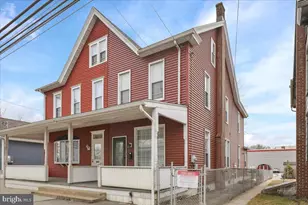 157 N Tulpehocken St, Pine Grove, PA 17963 - Photo 2