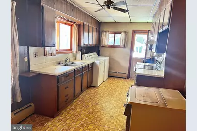 433 W Main Street, Girardville, PA 17935 - Photo 6