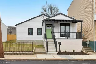 1308 Mt Hope Ave, Pottsville, PA 17901 - Photo 1