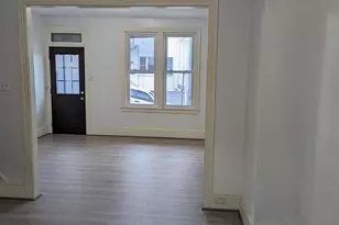 327 W Race St, Pottsville, PA 17901 - Photo 2