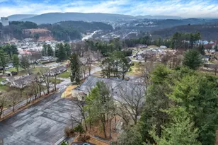 145 Chamberlaine Ave, Pottsville, PA 17901 - Photo 108