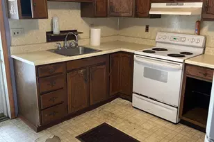 1620 W Walnut St, Ashland, PA 17921 - Photo 2