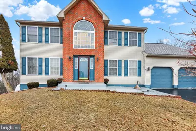 87 Oak Ledge Avenue, Schuylkill Haven, PA 17972 - Photo 2