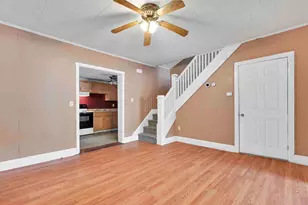 241 Peacock St, Pottsville, PA 17901 - Photo 6