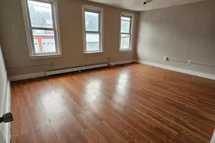 241 Peacock St, Pottsville, PA 17901 - Photo 14