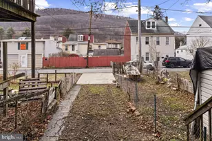 120 W Centre St, Ashland, PA 17921 - Photo 32