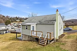 25 Spring St, Port Carbon, PA 17965 - Photo 12