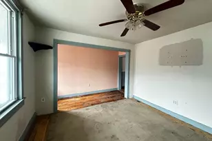 415 Peacock St, Pottsville, PA 17901 - Photo 6