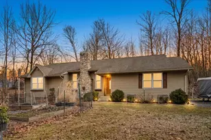 311 Sioux Dr, Auburn, PA 17922 - Photo 1