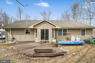 311 Sioux Dr, Auburn, PA 17922 - Photo 2