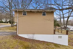 523 W Laurel St, Frackville, PA 17931 - Photo 36