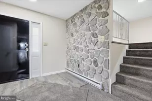 523 W Laurel St, Frackville, PA 17931 - Photo 8