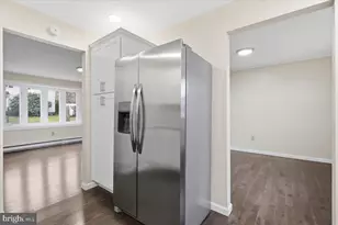 523 W Laurel St, Frackville, PA 17931 - Photo 20