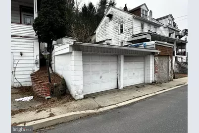 531 Peacock Street, Pottsville, PA 17901 - Photo 2