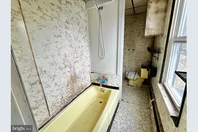 531 Peacock Street, Pottsville, PA 17901 - Photo 22