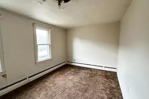 531 Peacock St, Pottsville, PA 17901 - Photo 24