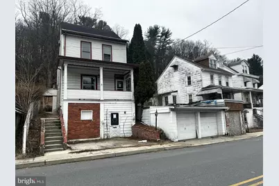 531 Peacock Street, Pottsville, PA 17901 - Photo 1